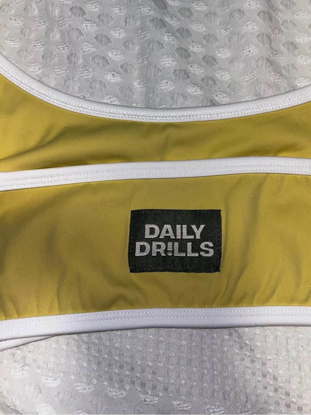 Daily Drills Go! Stretch Bra - White + Sunny Yellow Size XL NWT